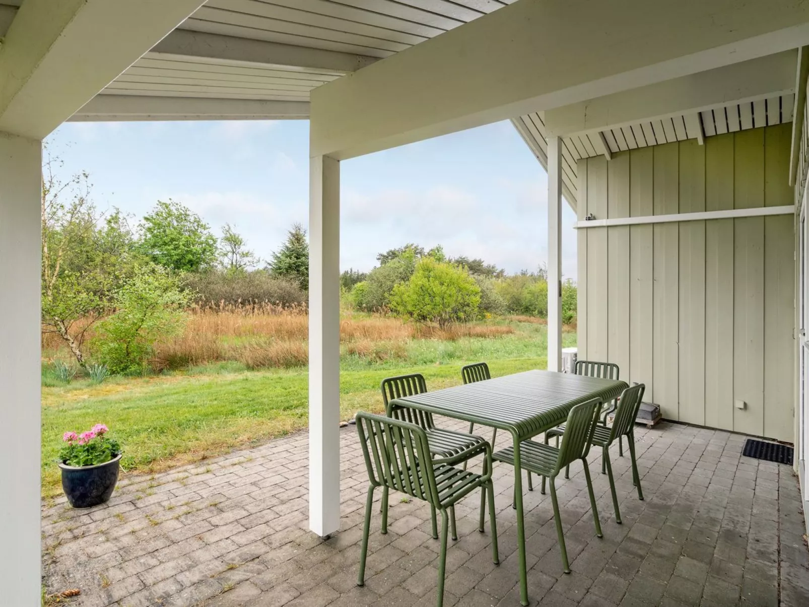 "Aameek" - 3km from the sea-Outside