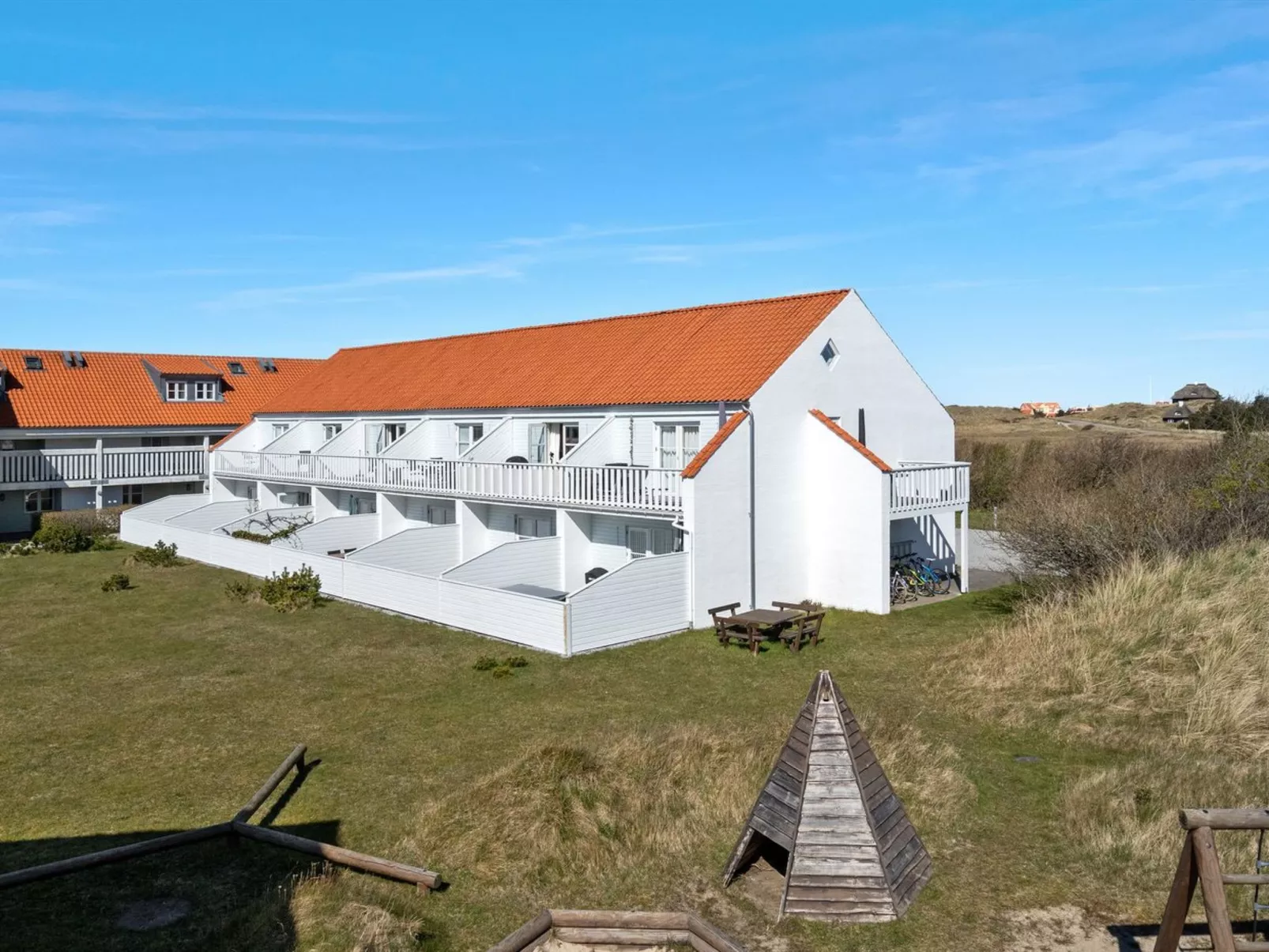 "Aline" - 1km from the sea-Outside