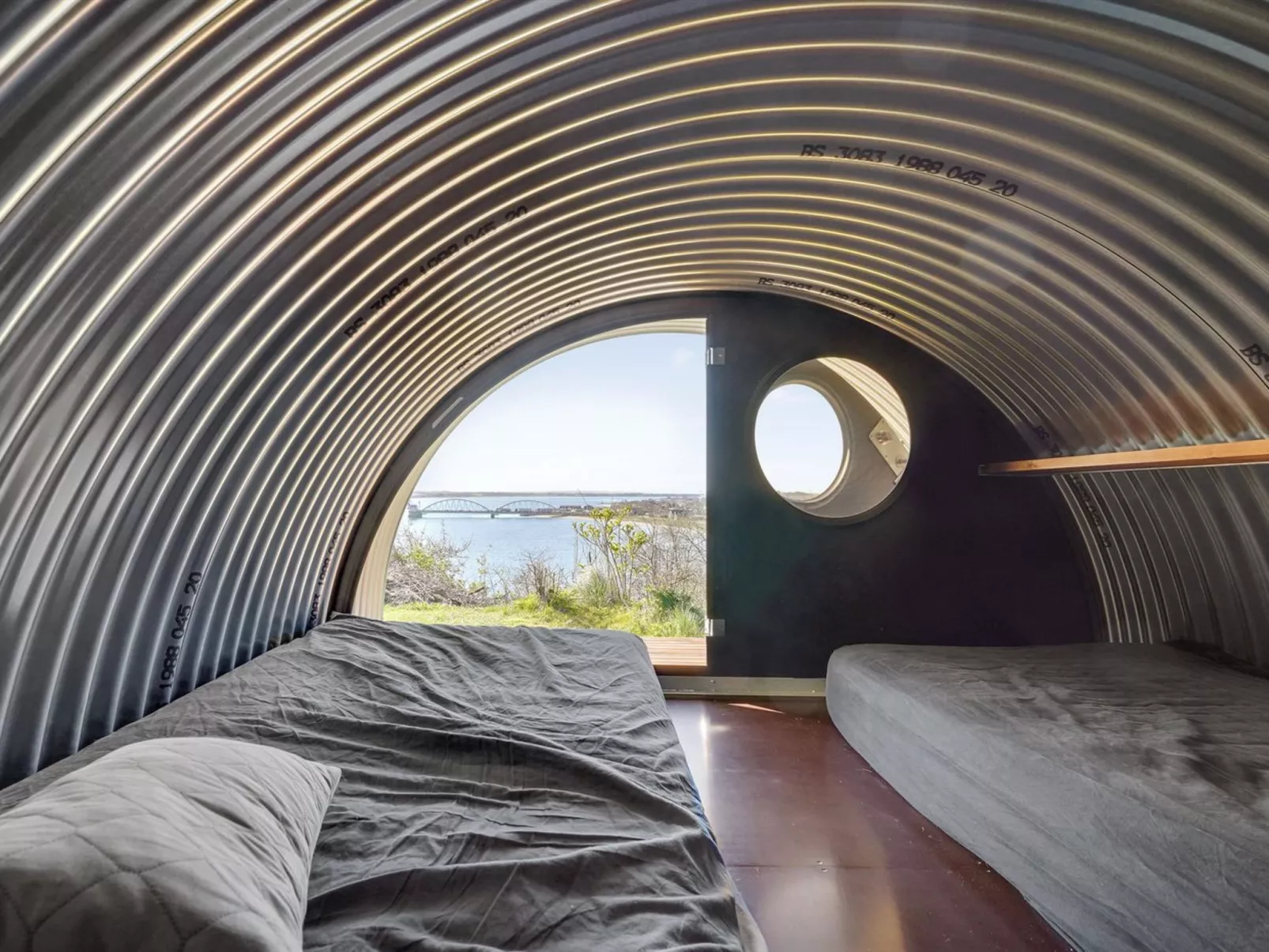 "Nielsen" - 30m to the fjord-Draußen