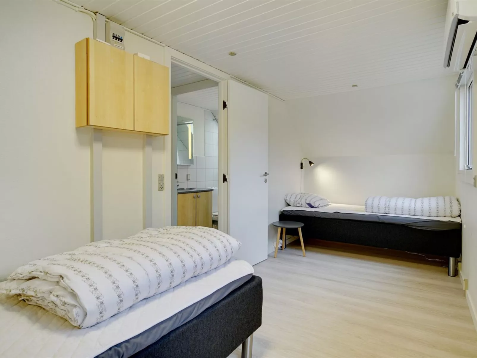 "Ingalil" - 650m from the sea-Inside