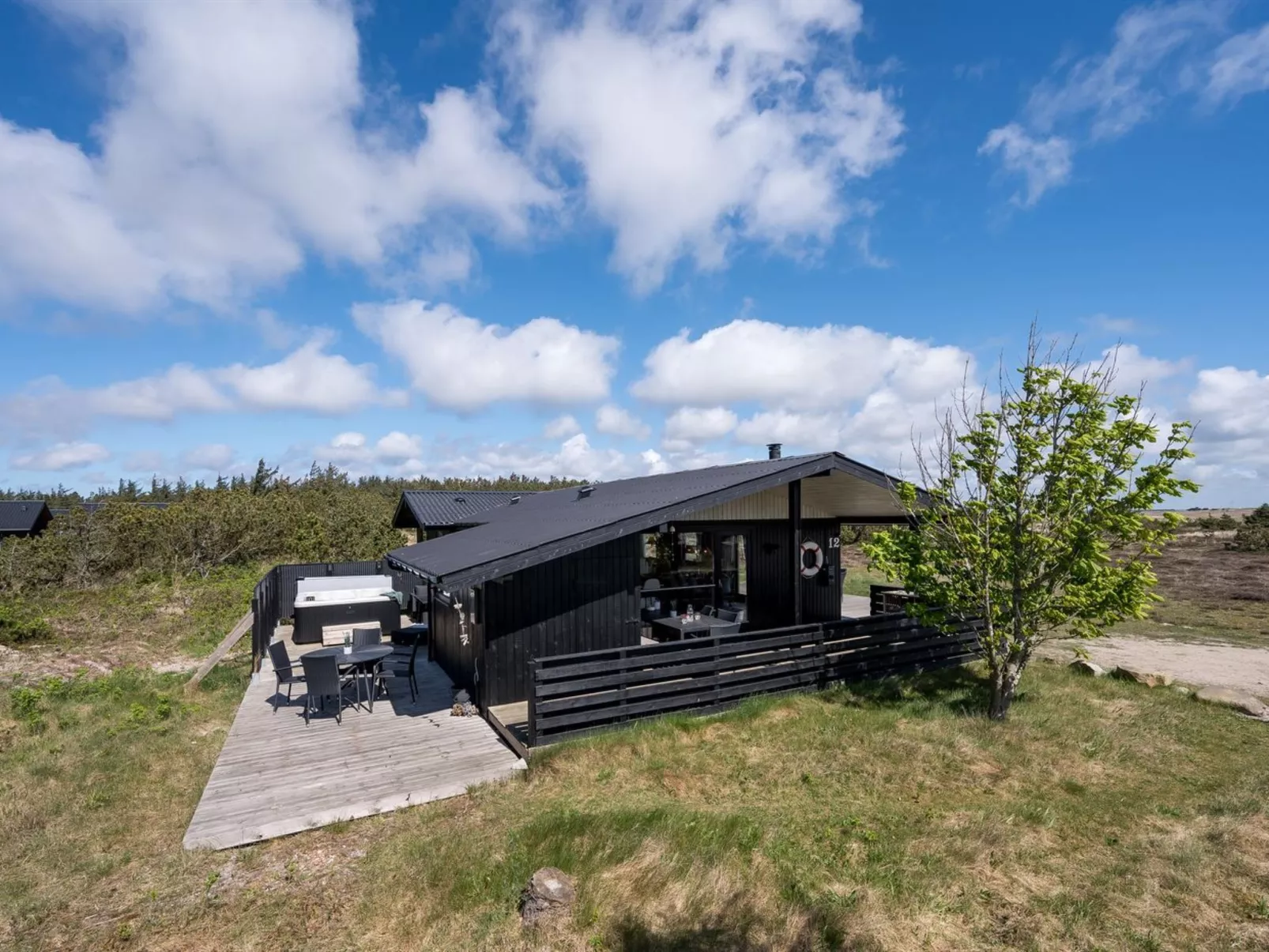 "Brunkil" - 500m from the sea-Outside