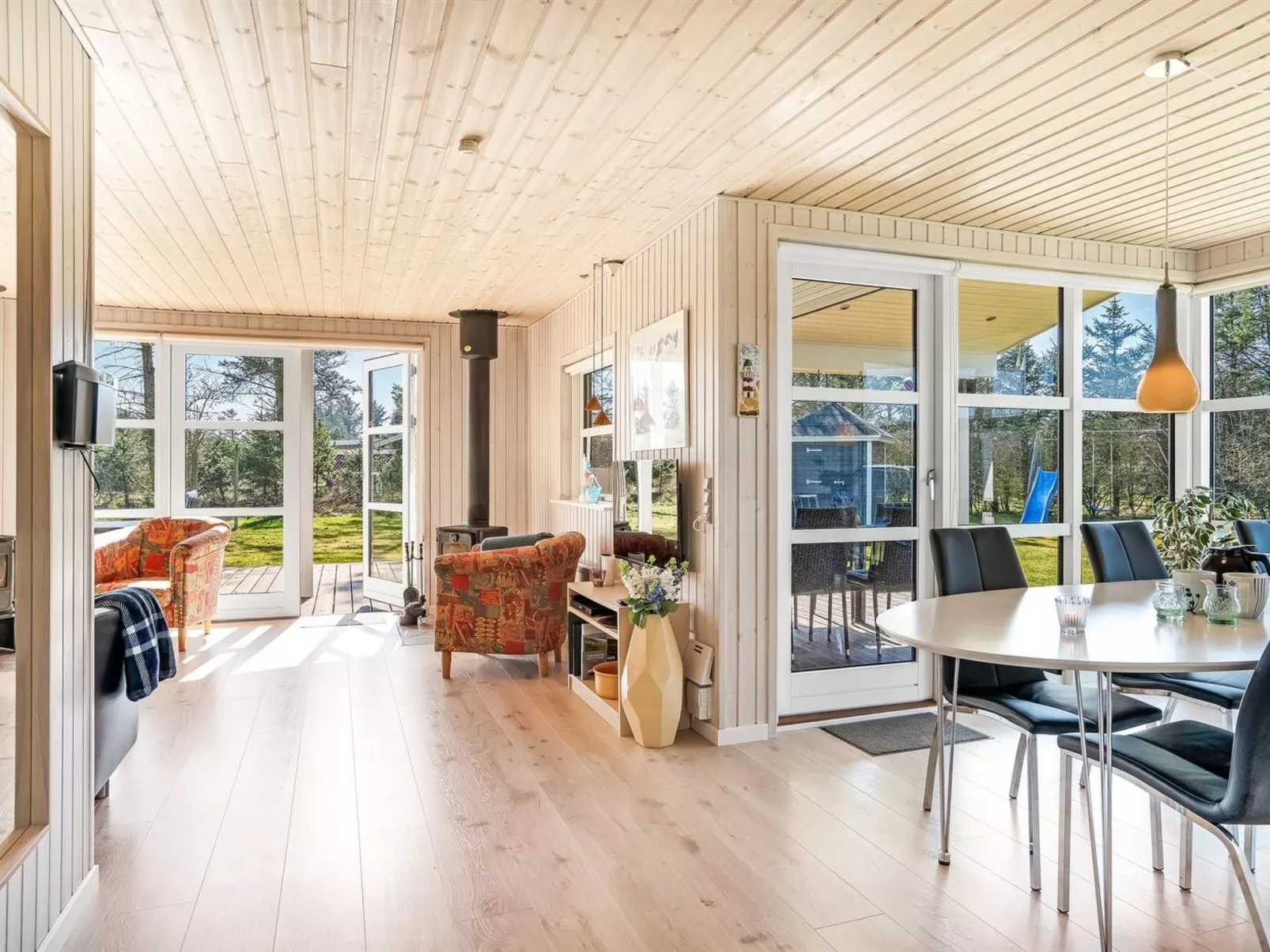 "Troels" - 750m from the sea-Inside