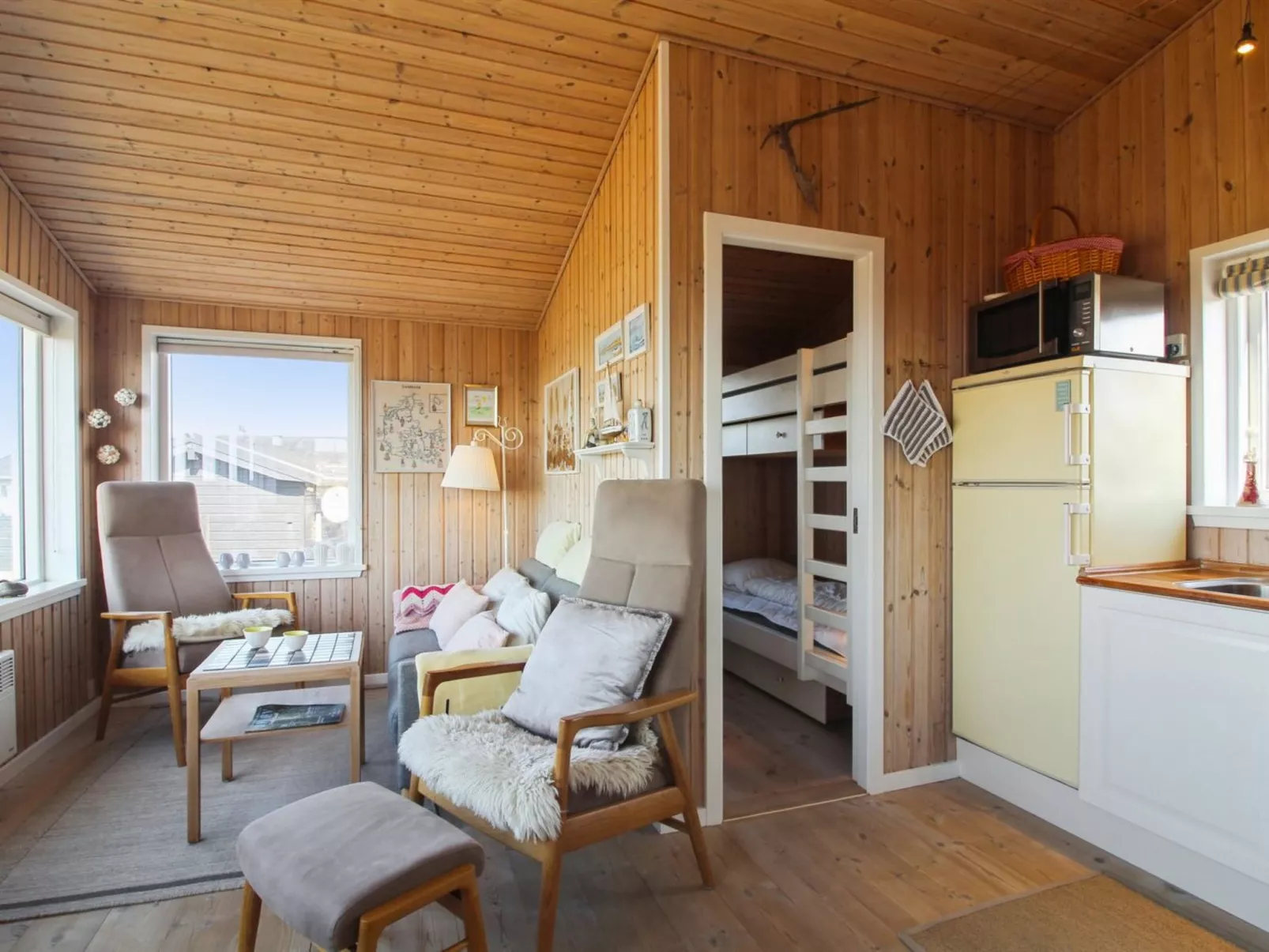 "Freydis" - 92m from the sea-Inside