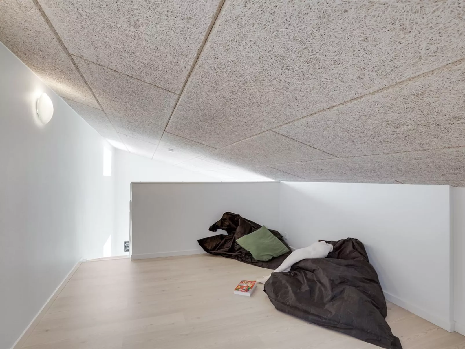 "Vitori" - 800m from the sea-Inside