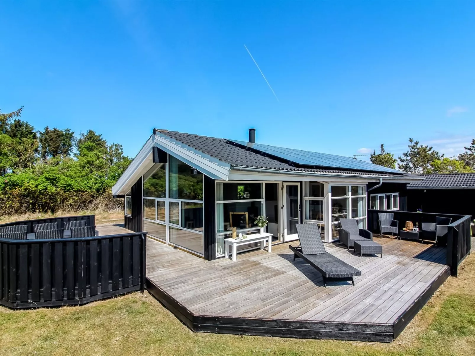 "Elvan" - 450m from the sea-Outside