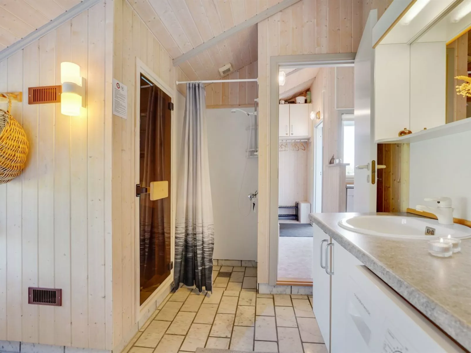 "Lovisa" - 500m from the sea-Inside