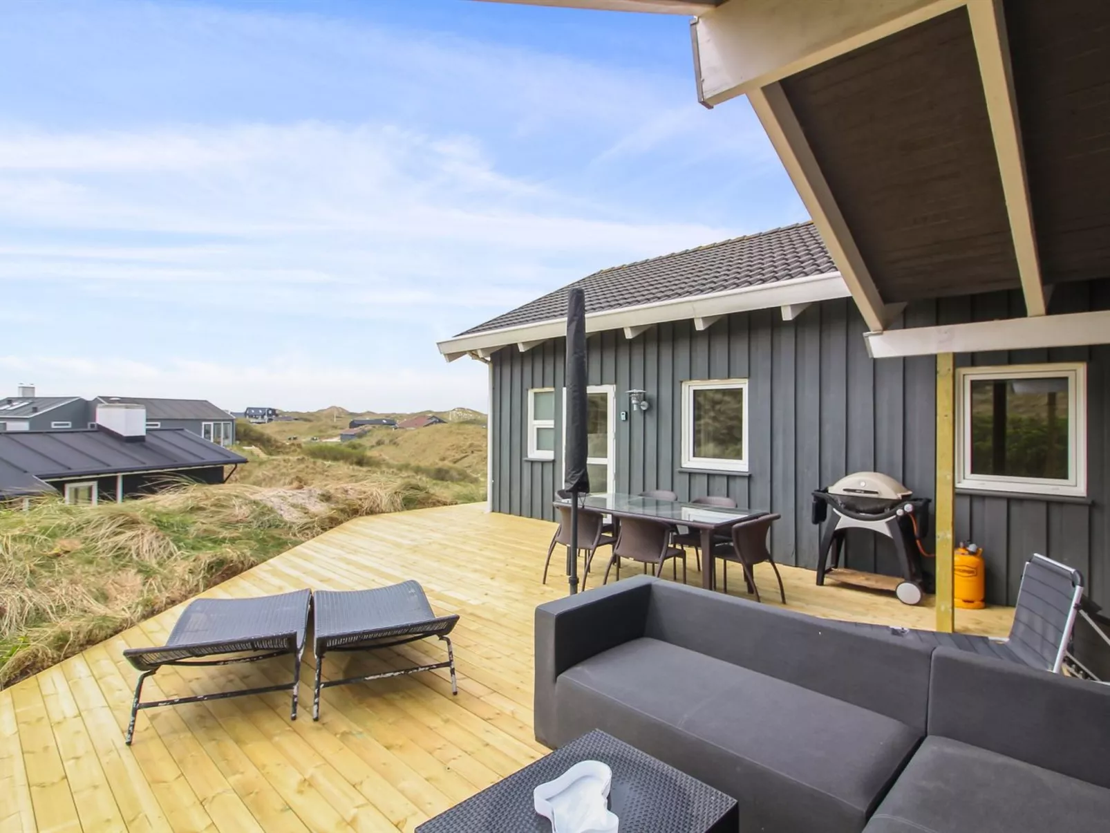 "Romil" - 350m from the sea-Outside