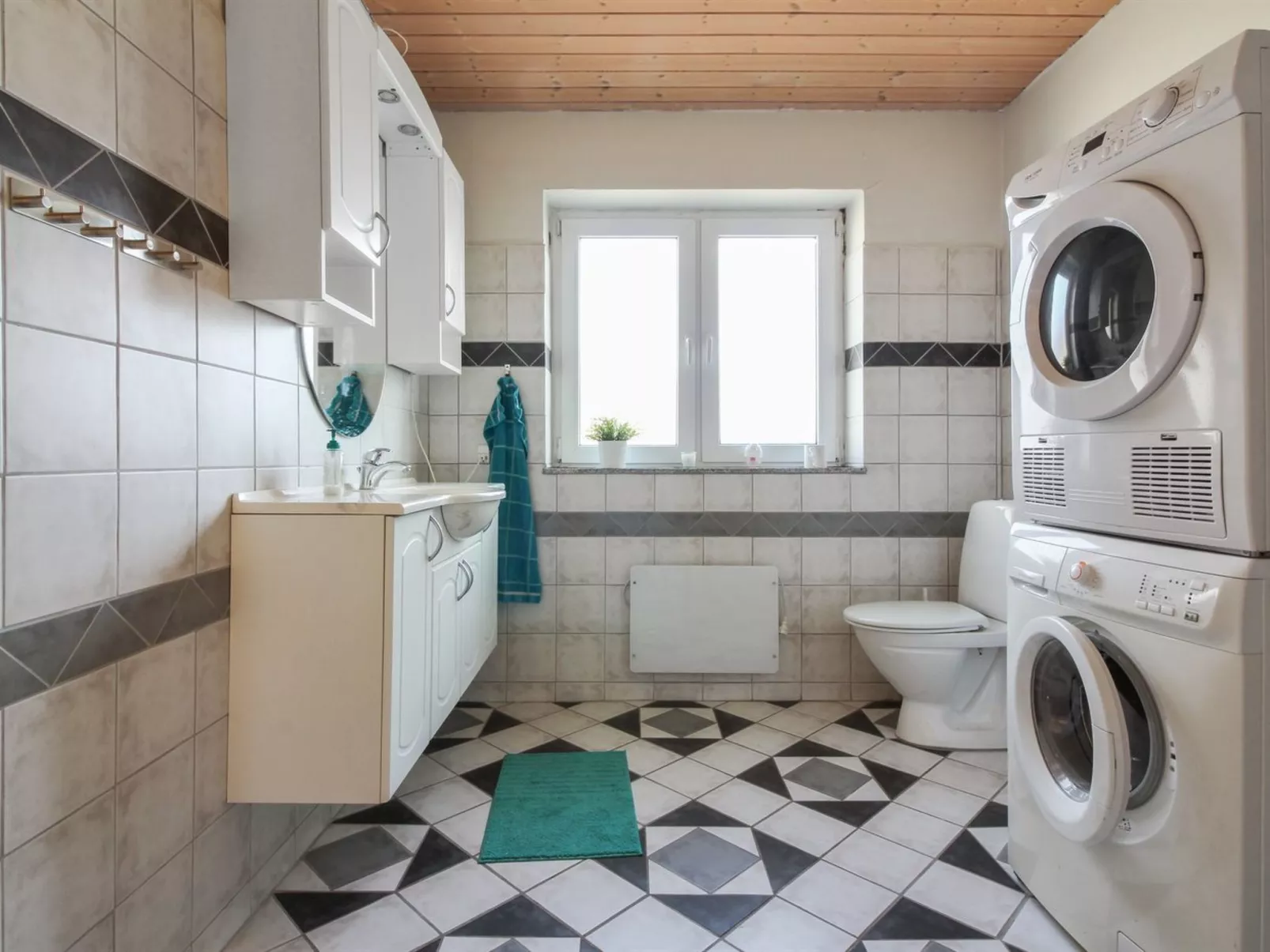 "Ettie" - 6km from the sea-Inside