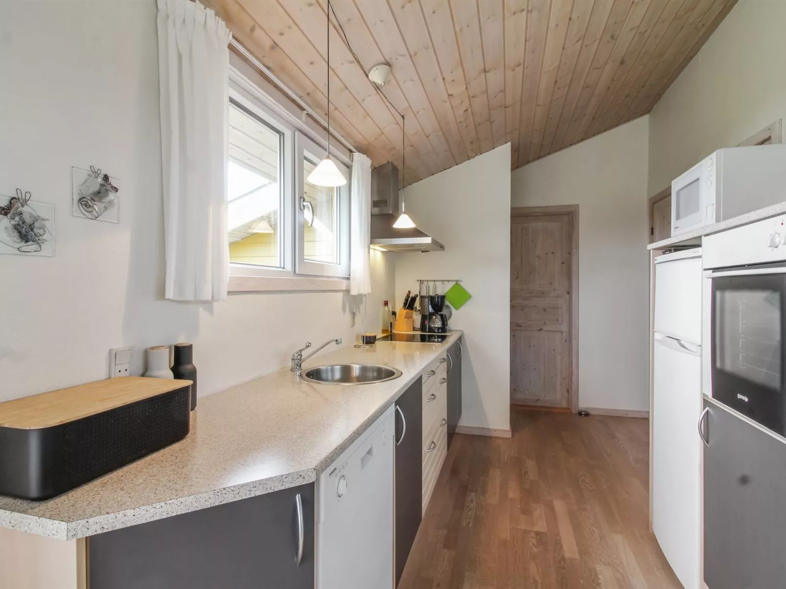 "Adelbert" - 400m from the sea-Drinnen