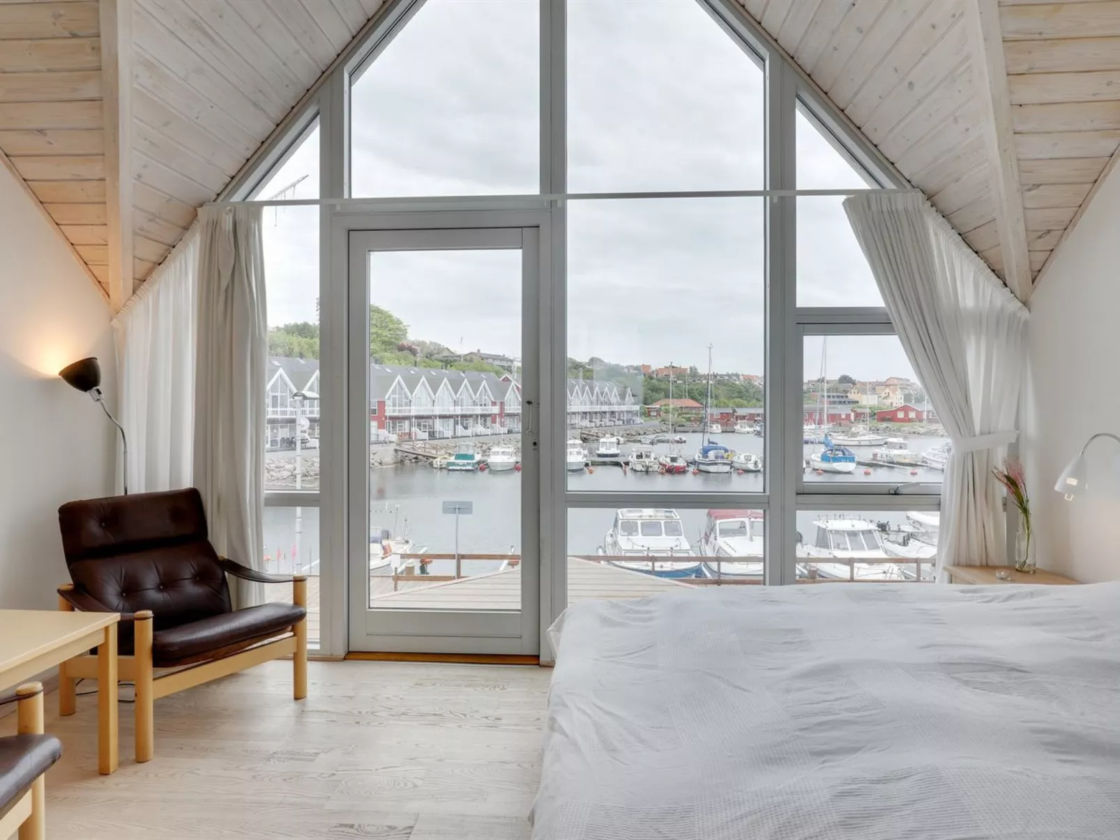 "Otis" - 10m from the sea-Dedans