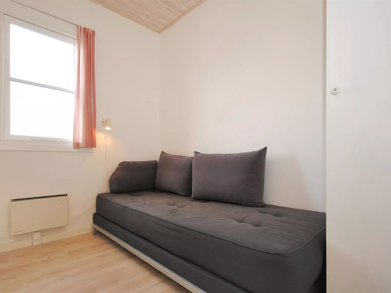 "Benta" - 150m to the fjord-Dedans