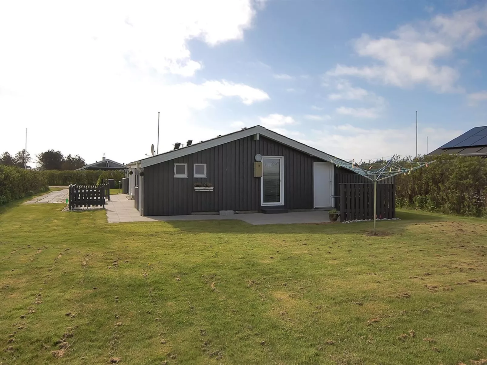 "Engelbrecht" - 400m from the sea-Outside