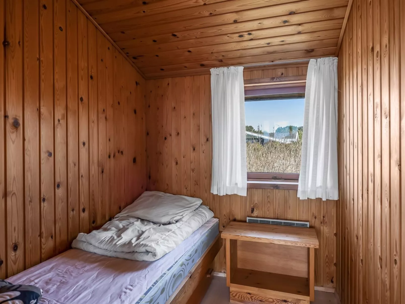 "Frender" - 150m from the sea-Drinnen