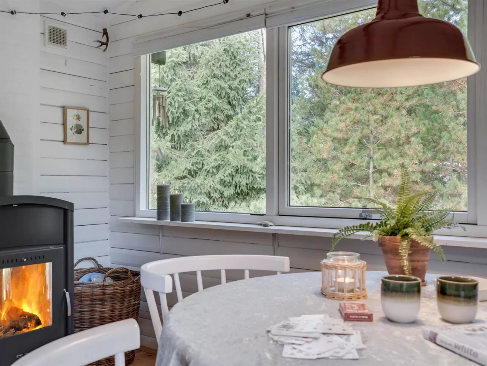 "Susannah" -  from the sea-Drinnen