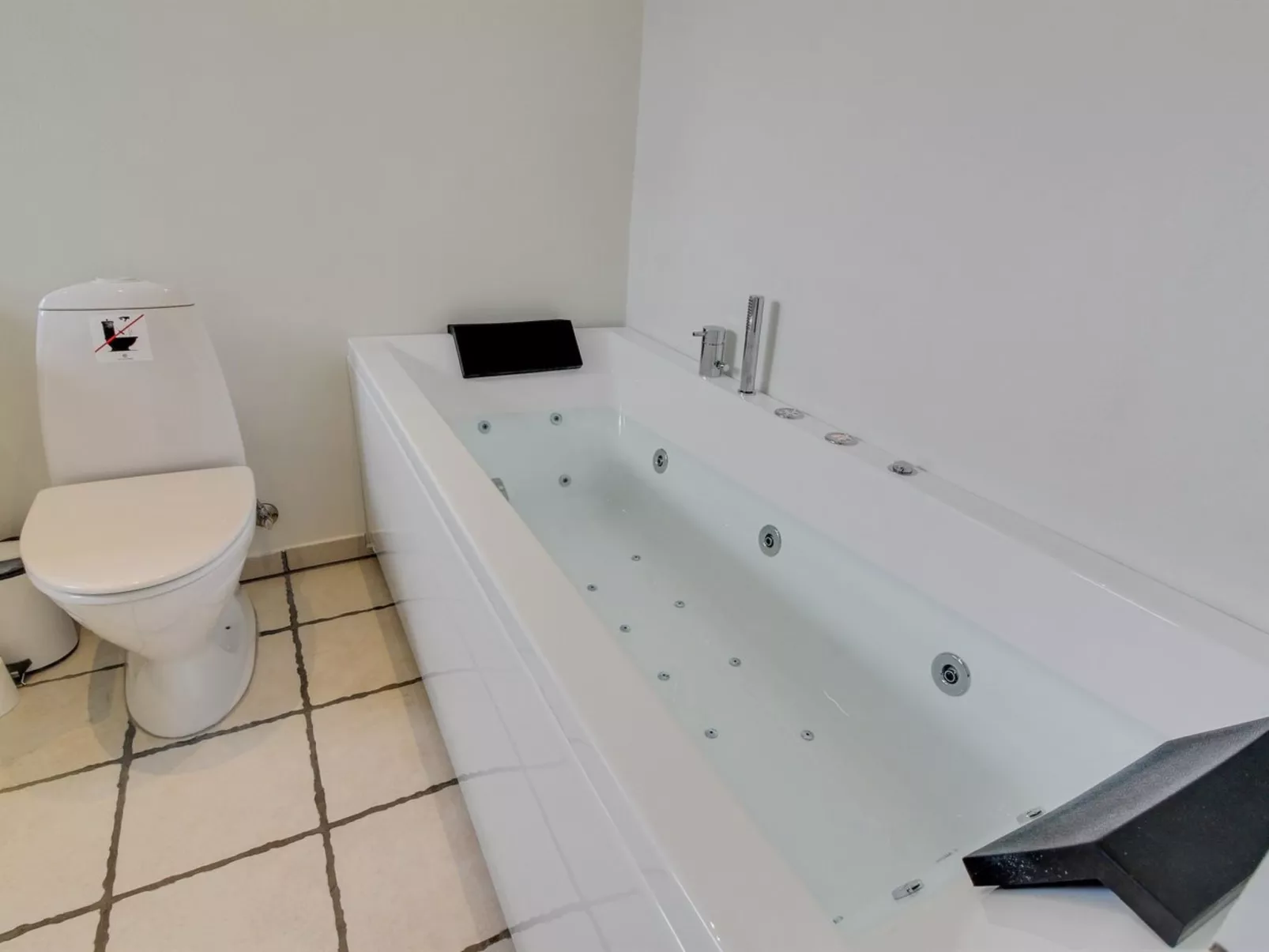 "Ristana" - 100m from the sea-Inside