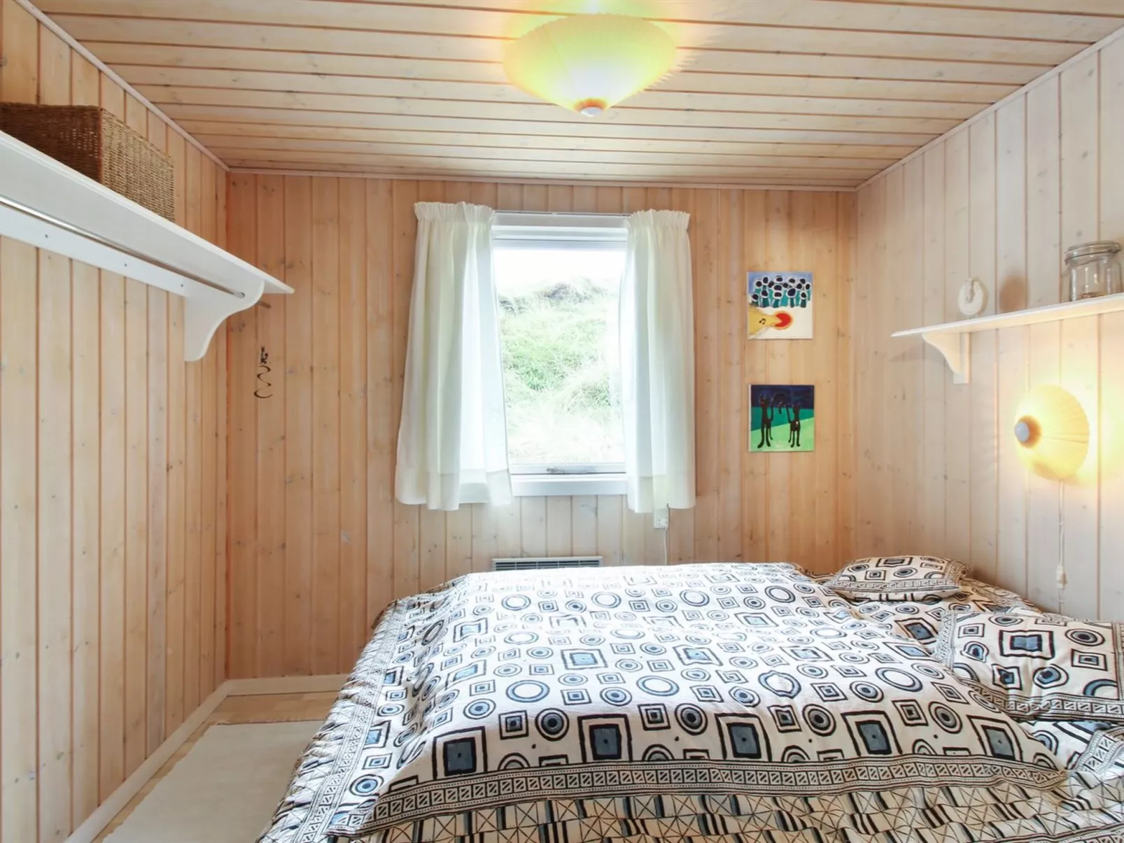 "Elmeri" -  from the sea-Inside