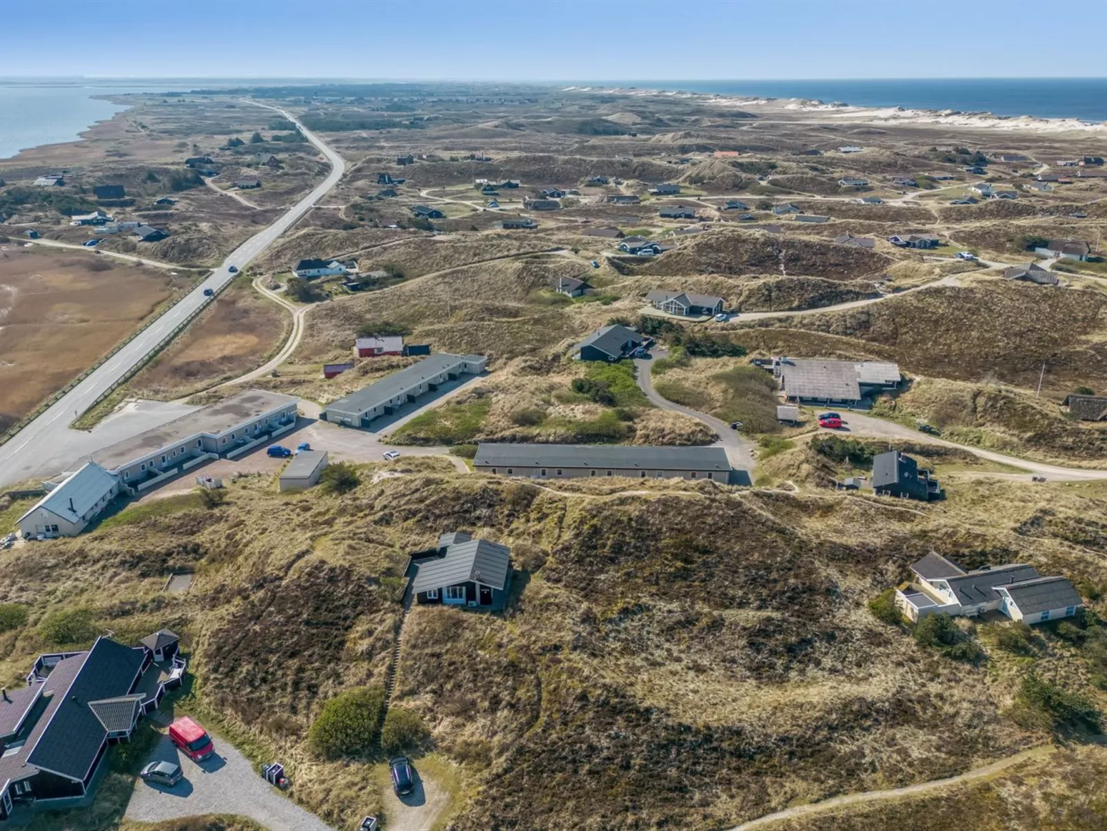 "Vina" - 200m to the fjord-Outside