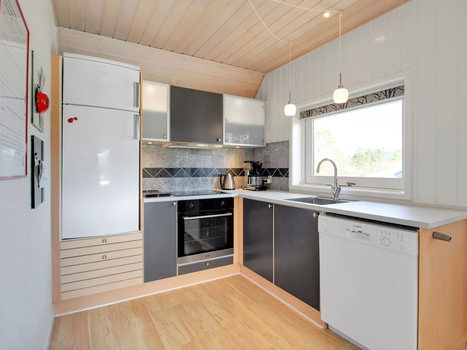 "Carolin" - 400m from the sea-Drinnen