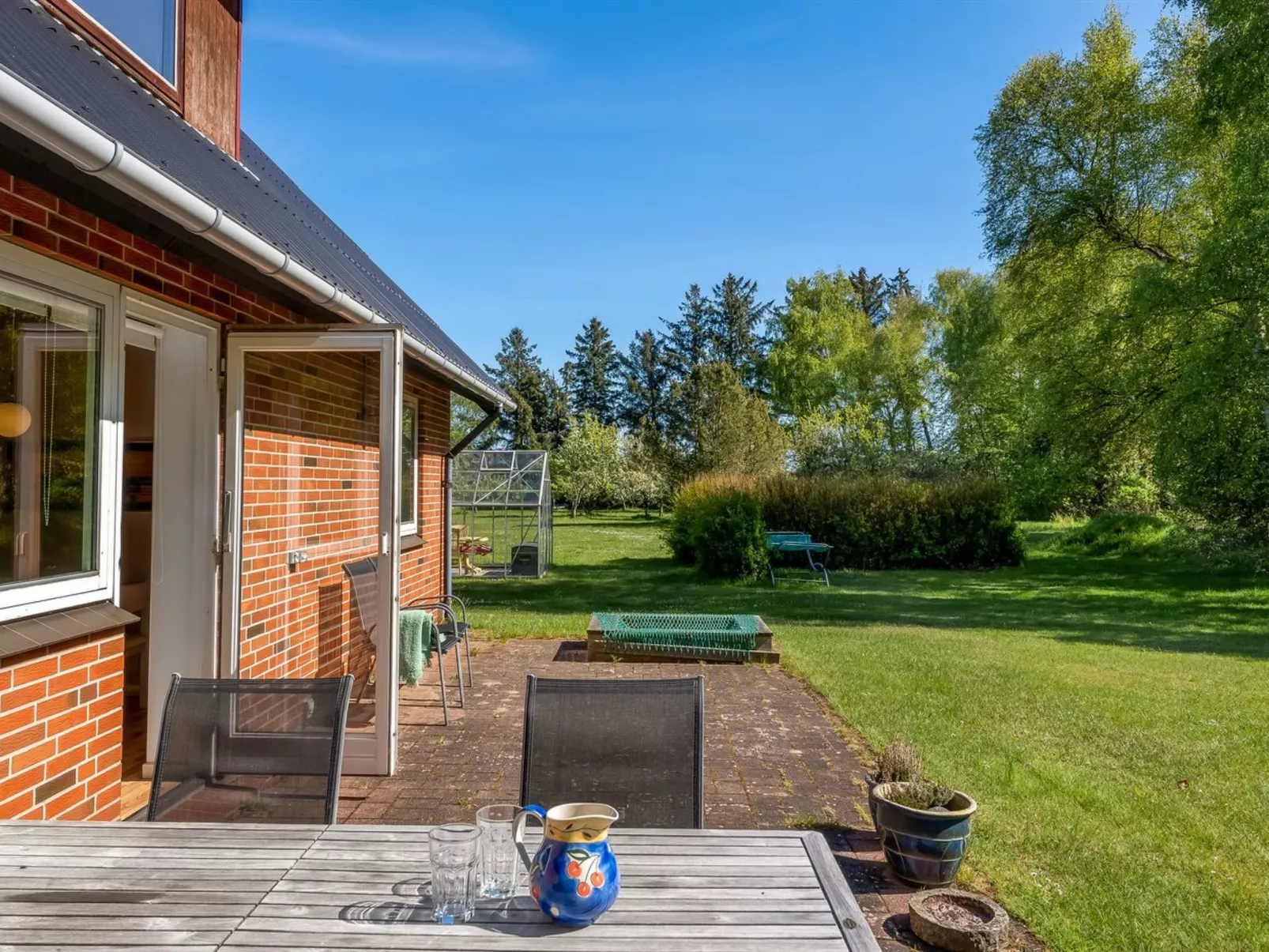 "Ognen" - 1.5km from the sea-Outside