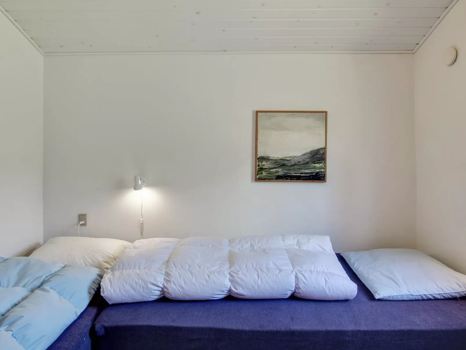 "Ahti" - 900m from the sea-Inside