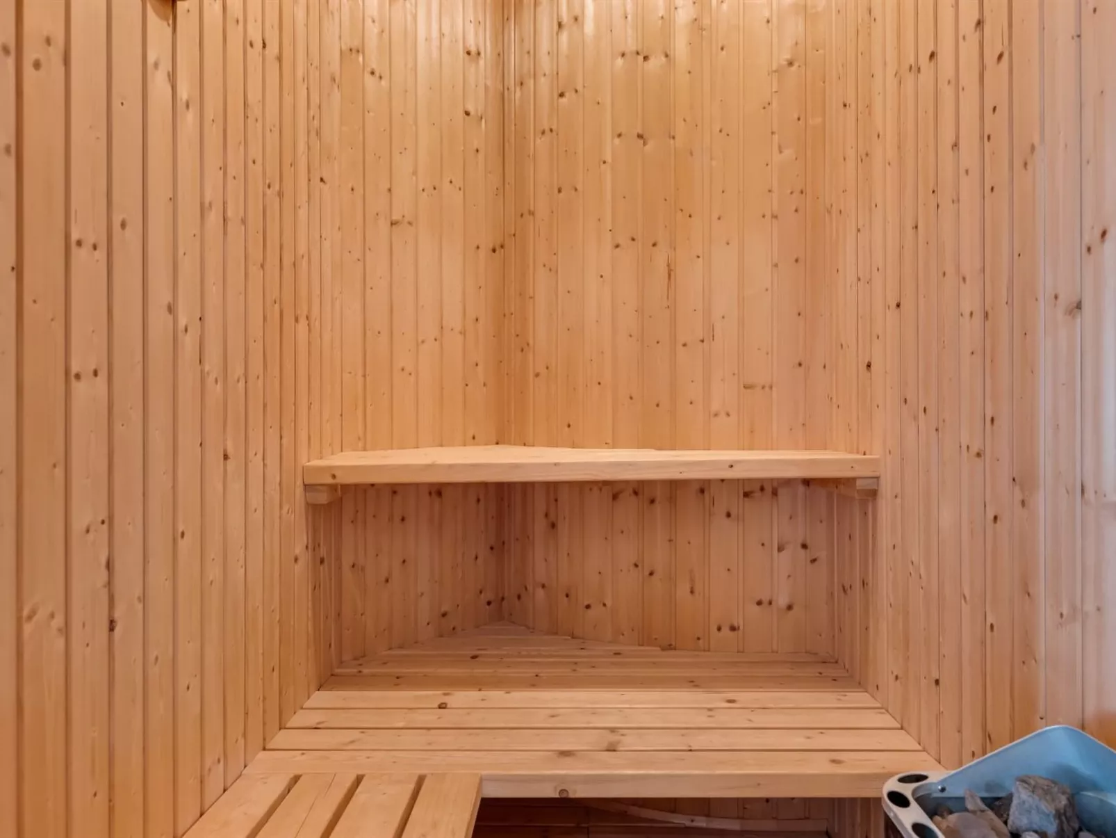 "Agusta" - 1.1km from the sea-Inside