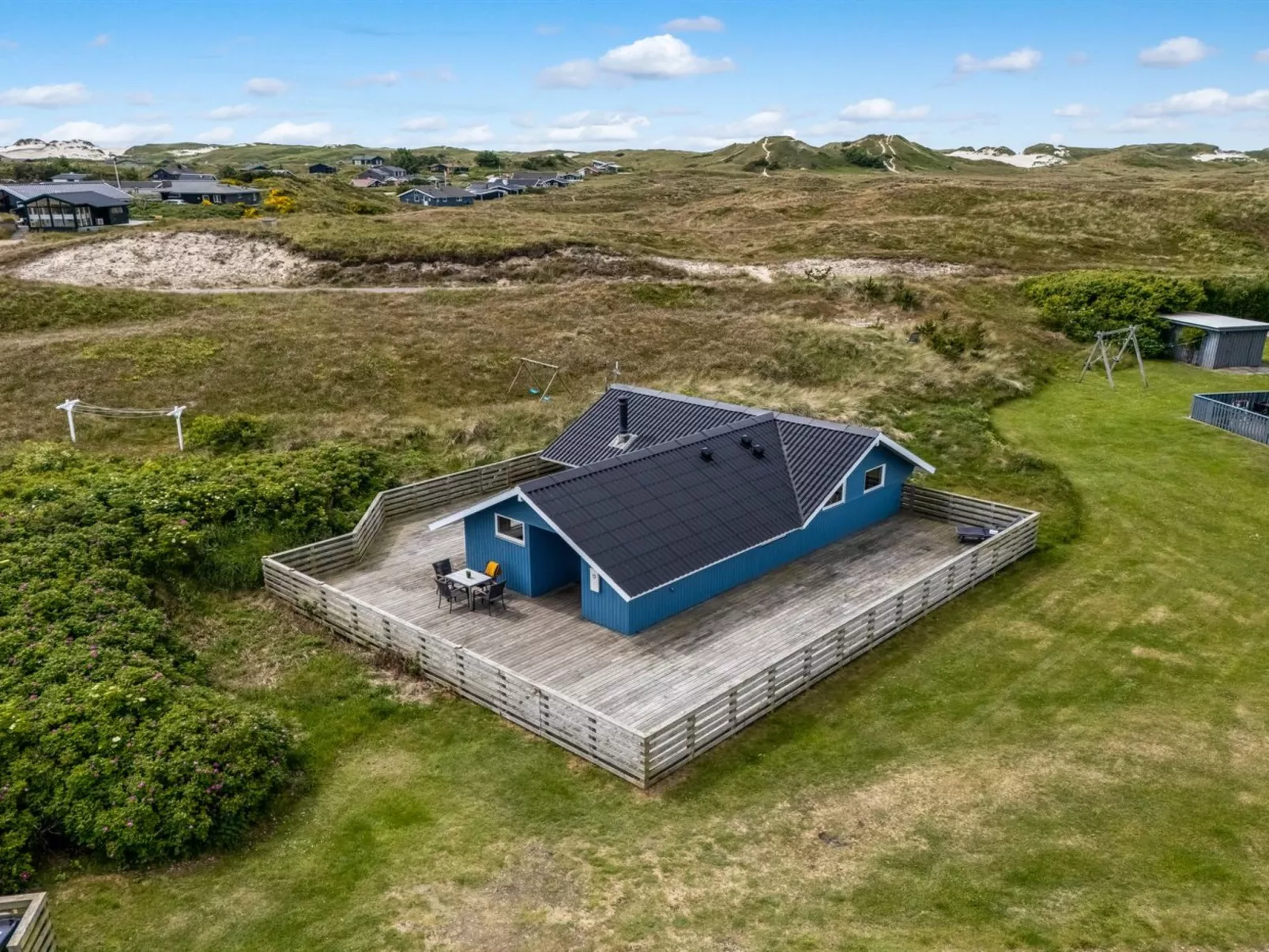 "Valia" - 400m to the fjord-Outside