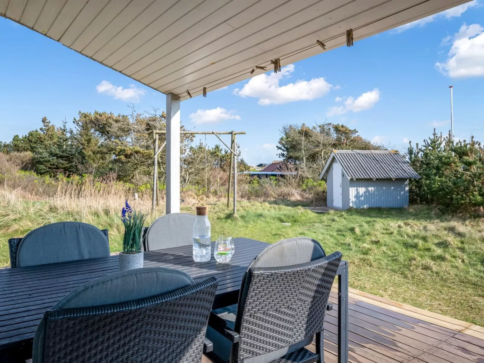 "Sutere" - 200m to the fjord-Outside