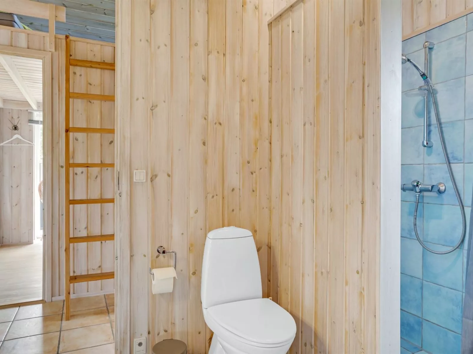 "Arkil" - 300m from the sea-Drinnen