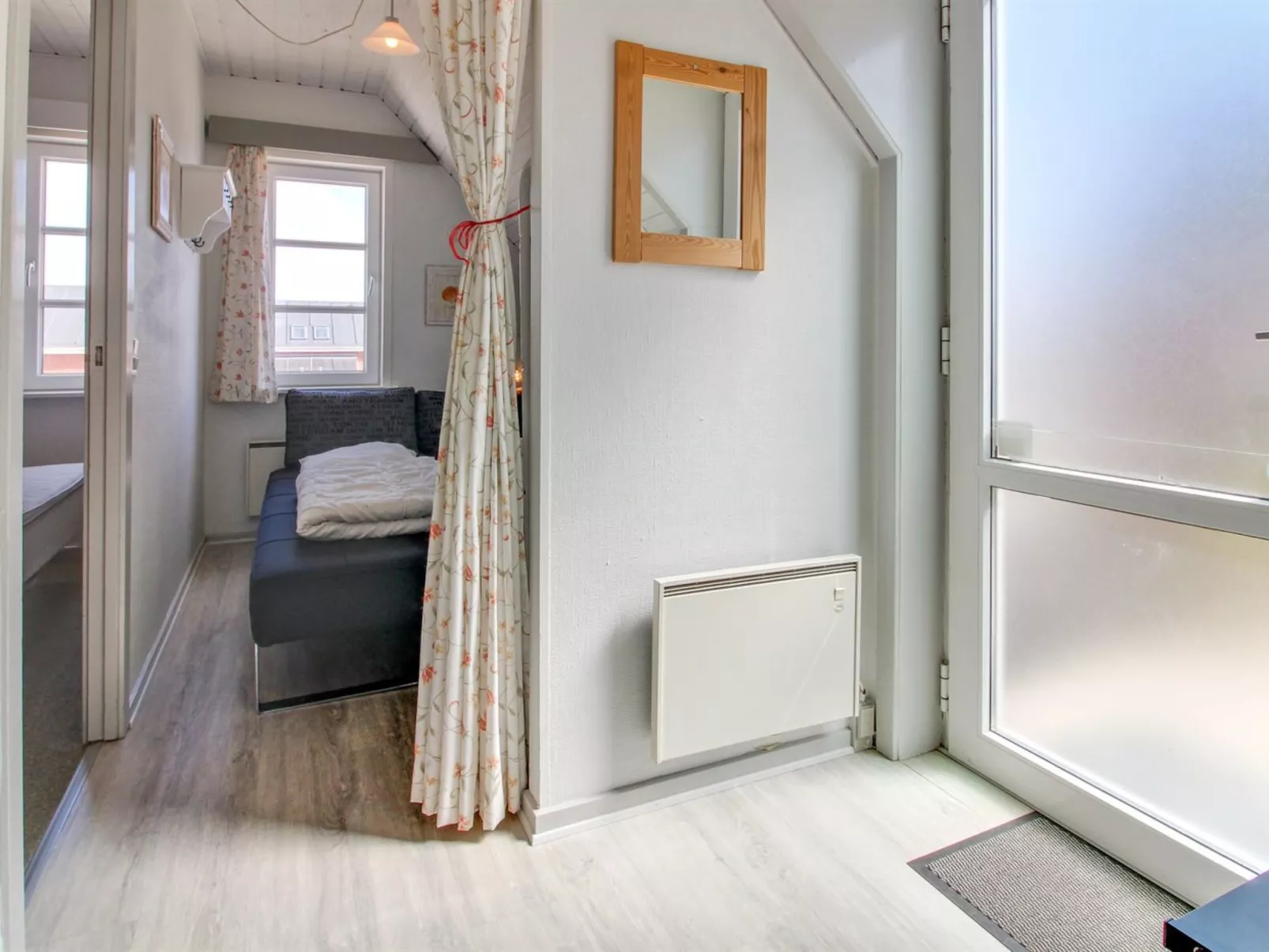 "Rauha" - 2.3km from the sea-Drinnen