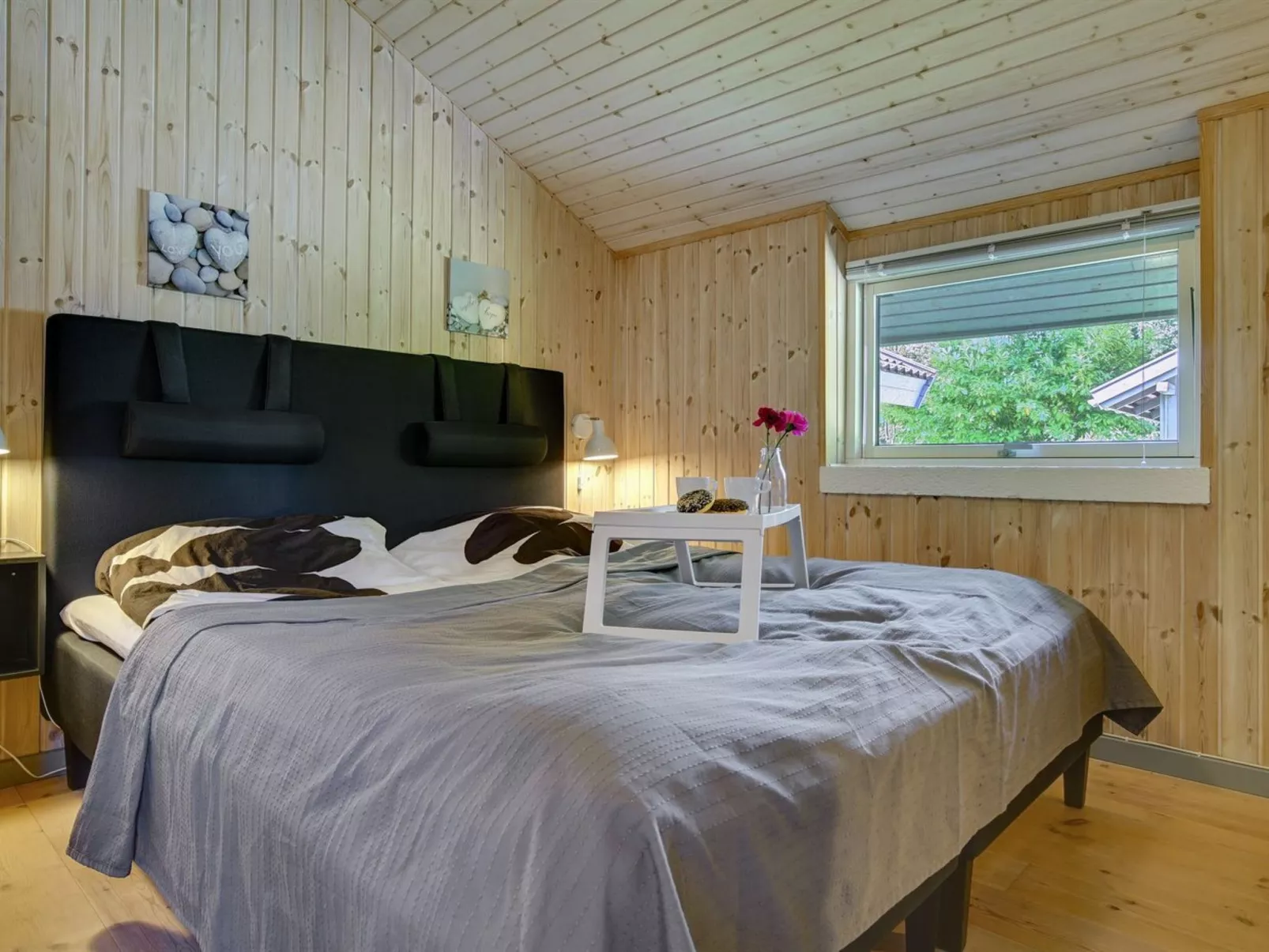 "Sida" - 600m from the sea-Drinnen