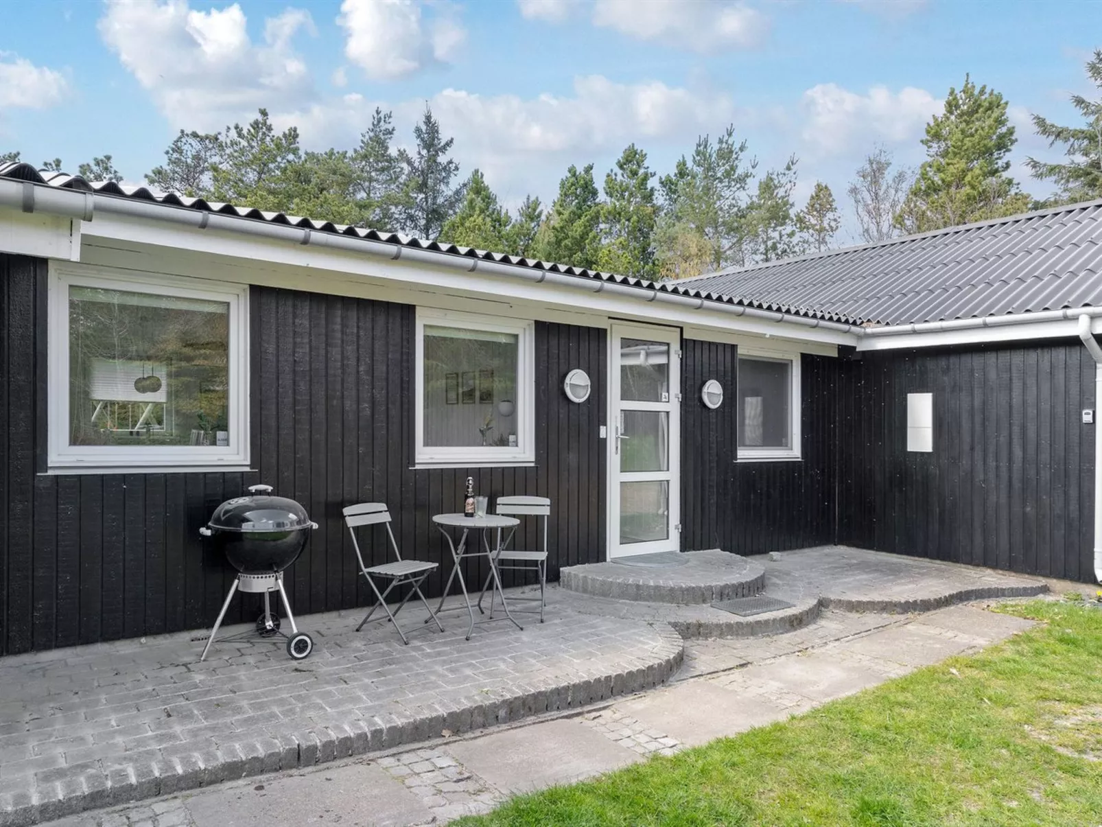 "Mikaela" - 1km from the sea-Draußen