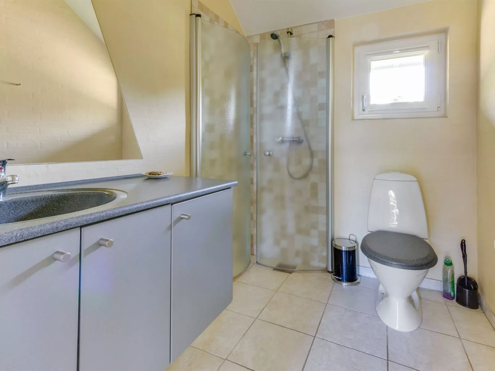 "Lyydia" - 1km from the sea-Inside