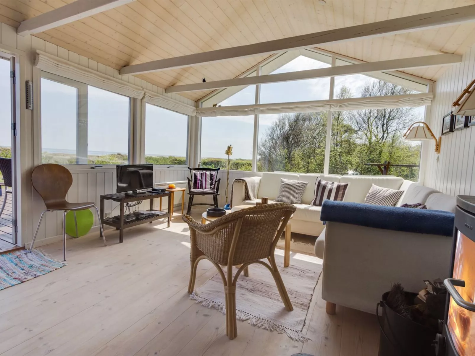 "Ingold" - 50m from the sea-Inside