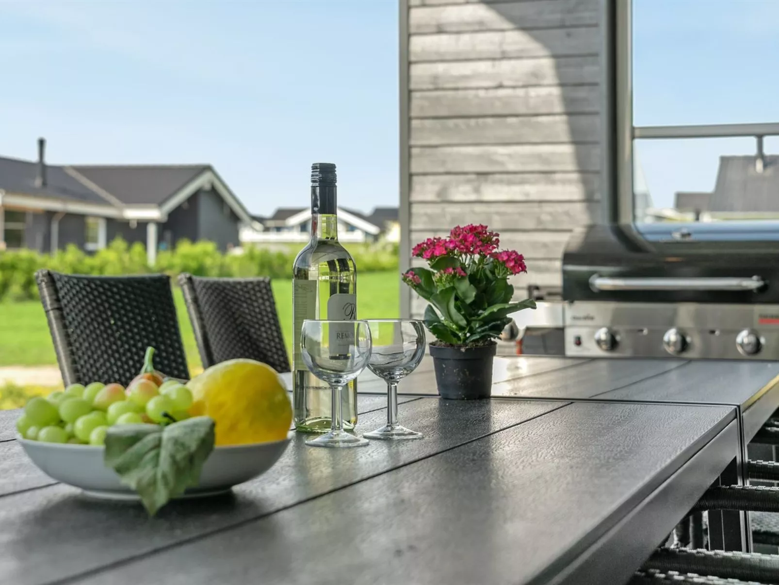 "Damiana" - 500m from the sea-Drinnen