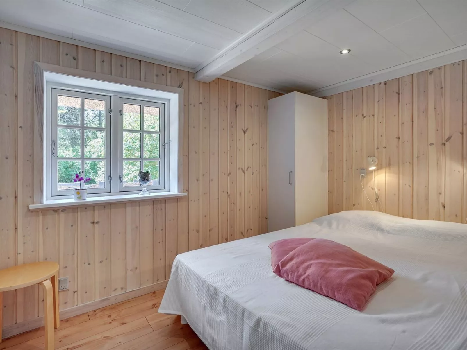 "Gudmund" - 3.9km from the sea-Inside