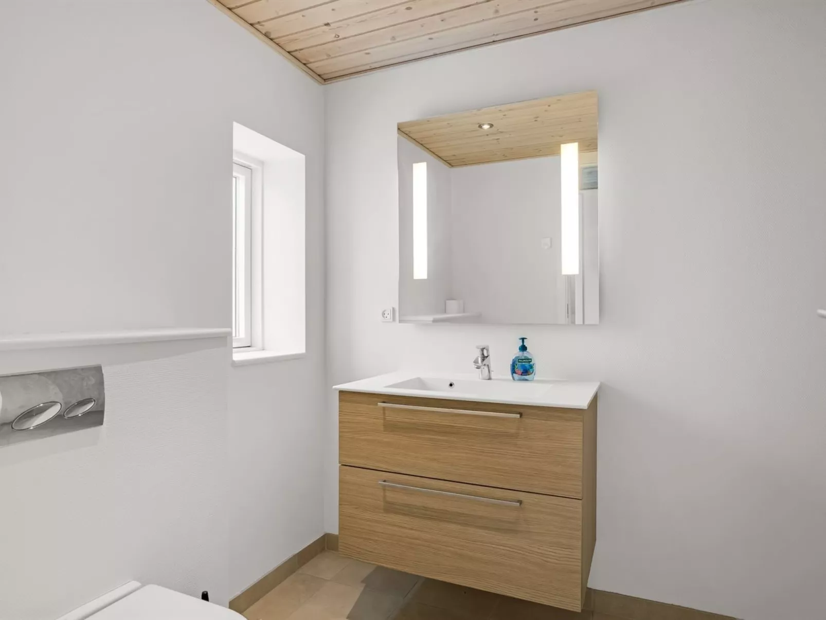 "Elmo" - 300m from the sea-Drinnen