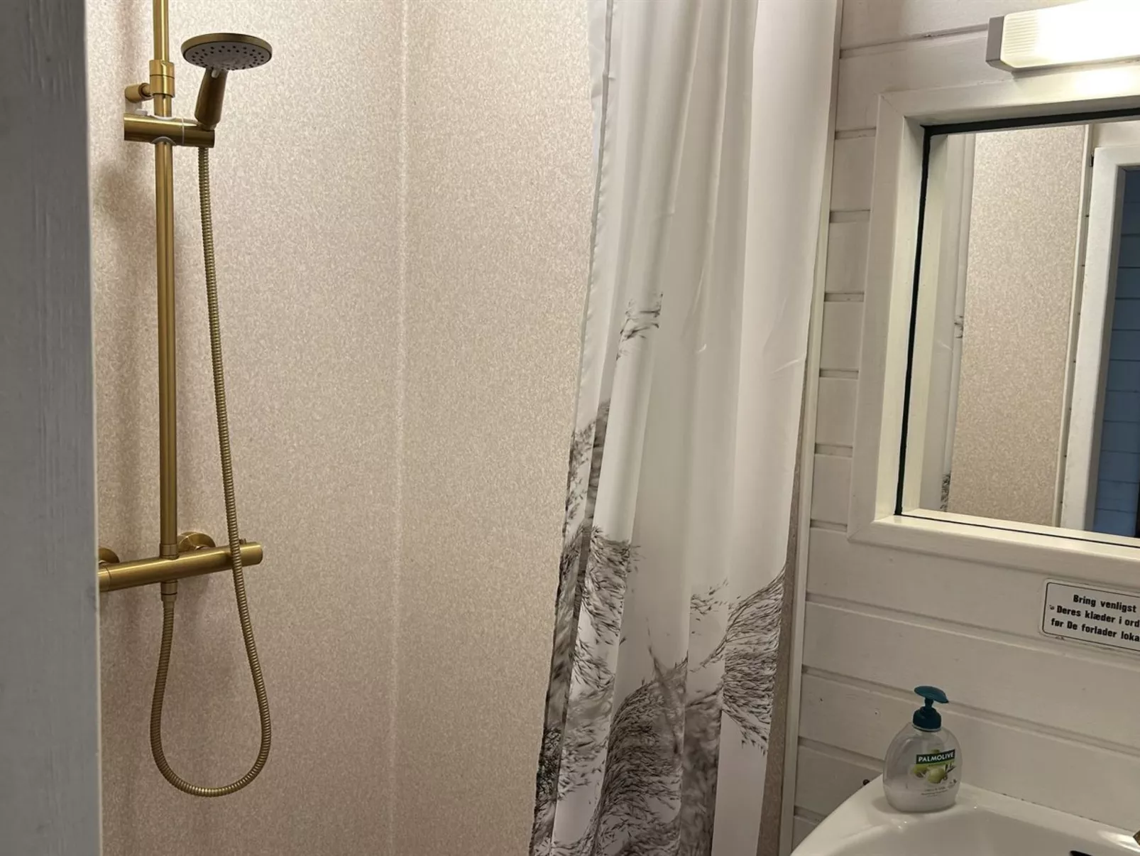 "Reima" - 220m to the fjord-Inside