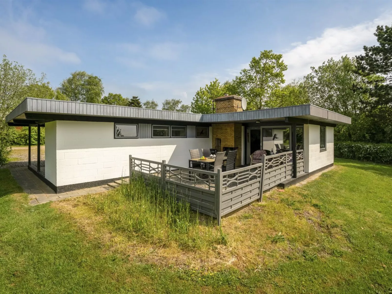 "Yak" - 350m from the sea-Draußen