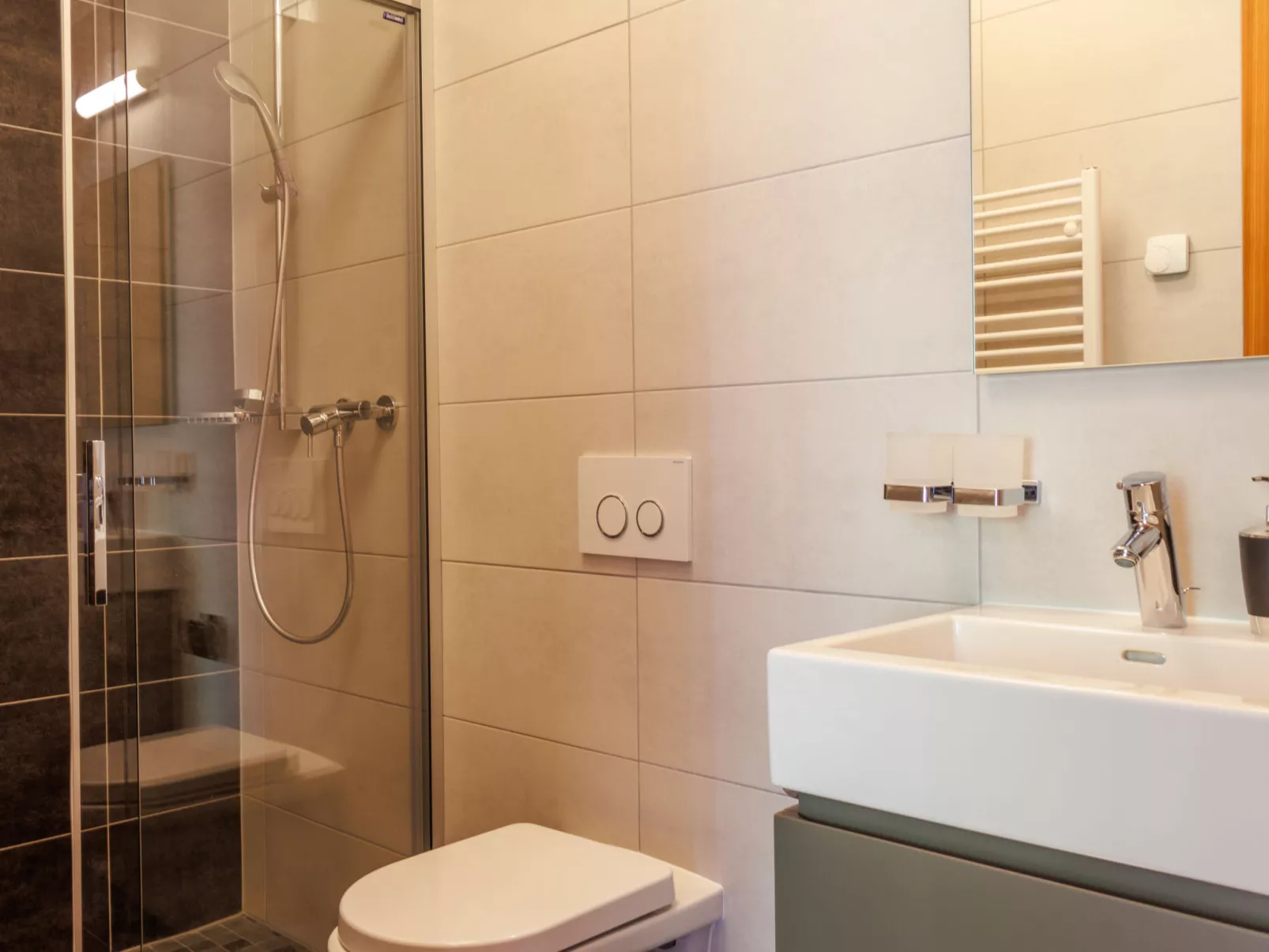 Rosablanche E 107-Drinnen