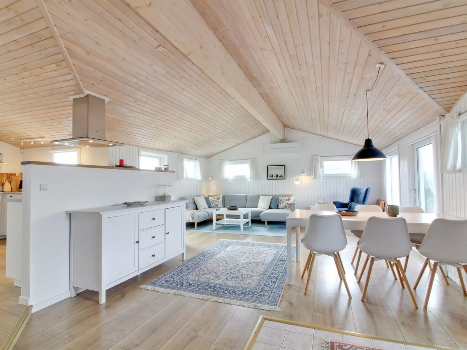 "Ingemar" - 100m from the sea-Dedans