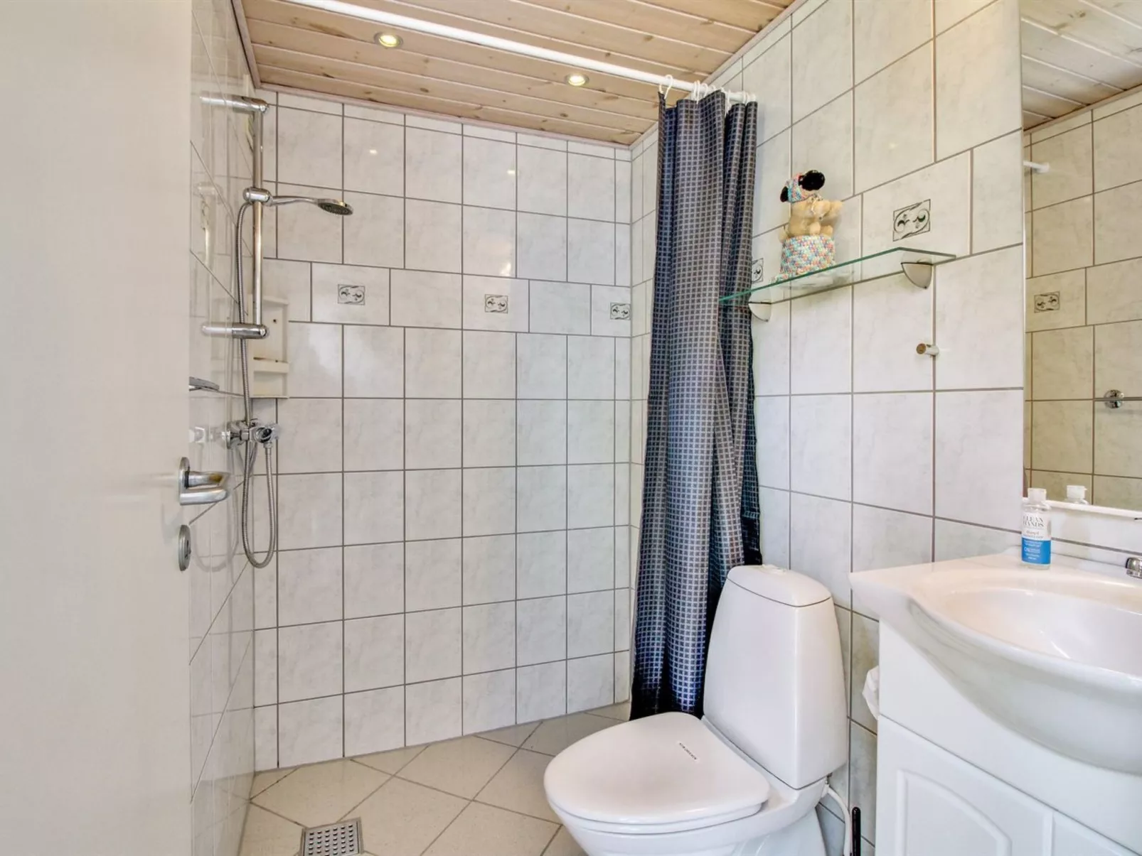 "Sora" - 2km from the sea-Drinnen