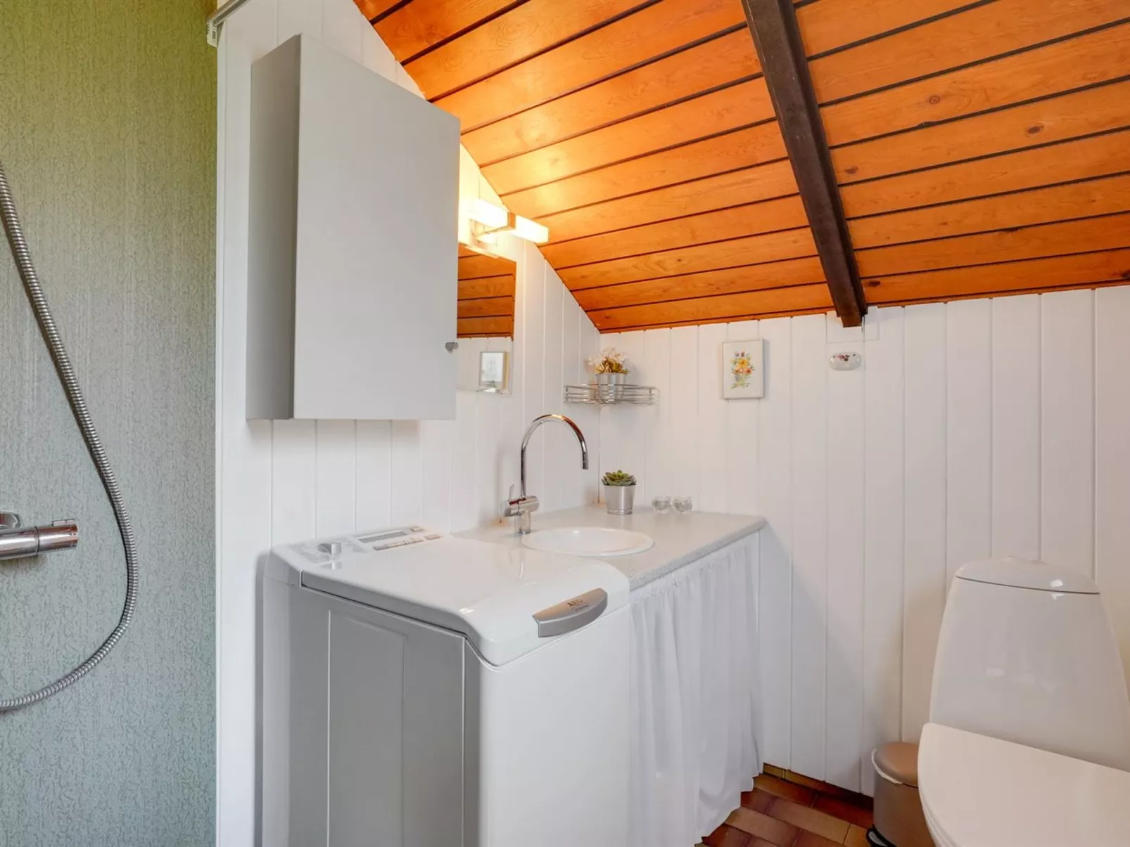 "Tenho" - 4.4km from the sea-Drinnen