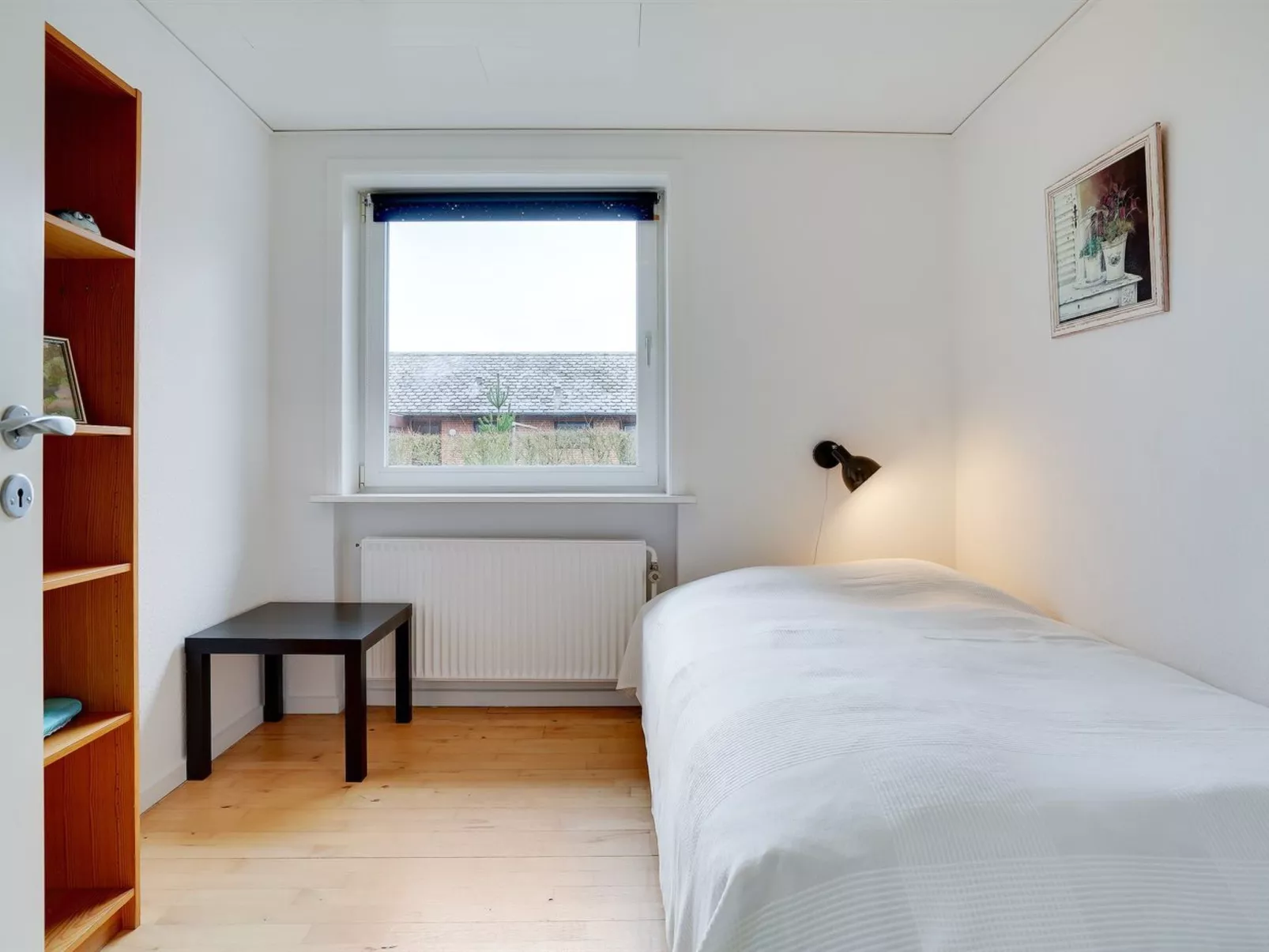 "Philip" - 2km from the sea-Inside