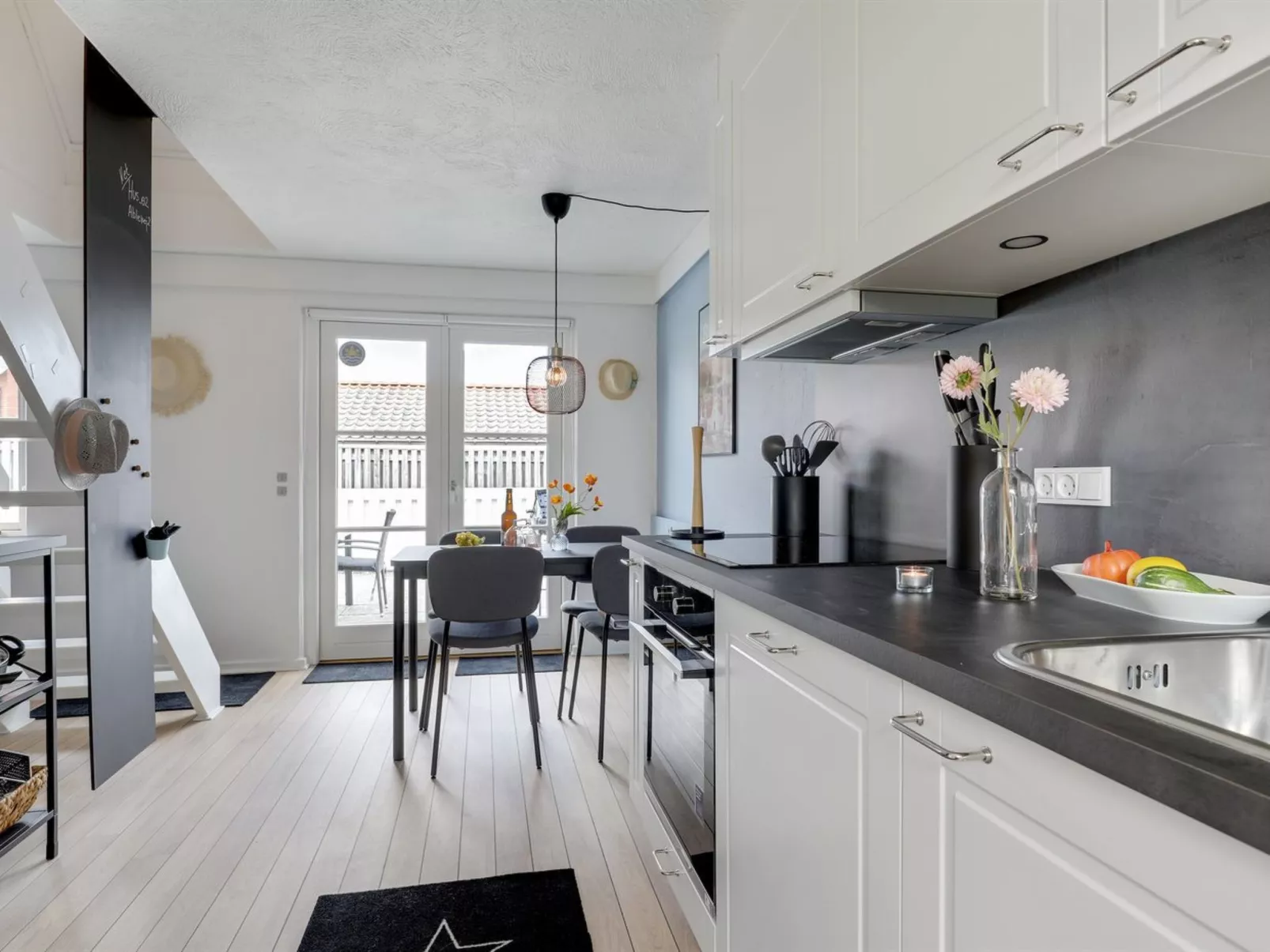 "Majvi" - 300m from the sea-Drinnen