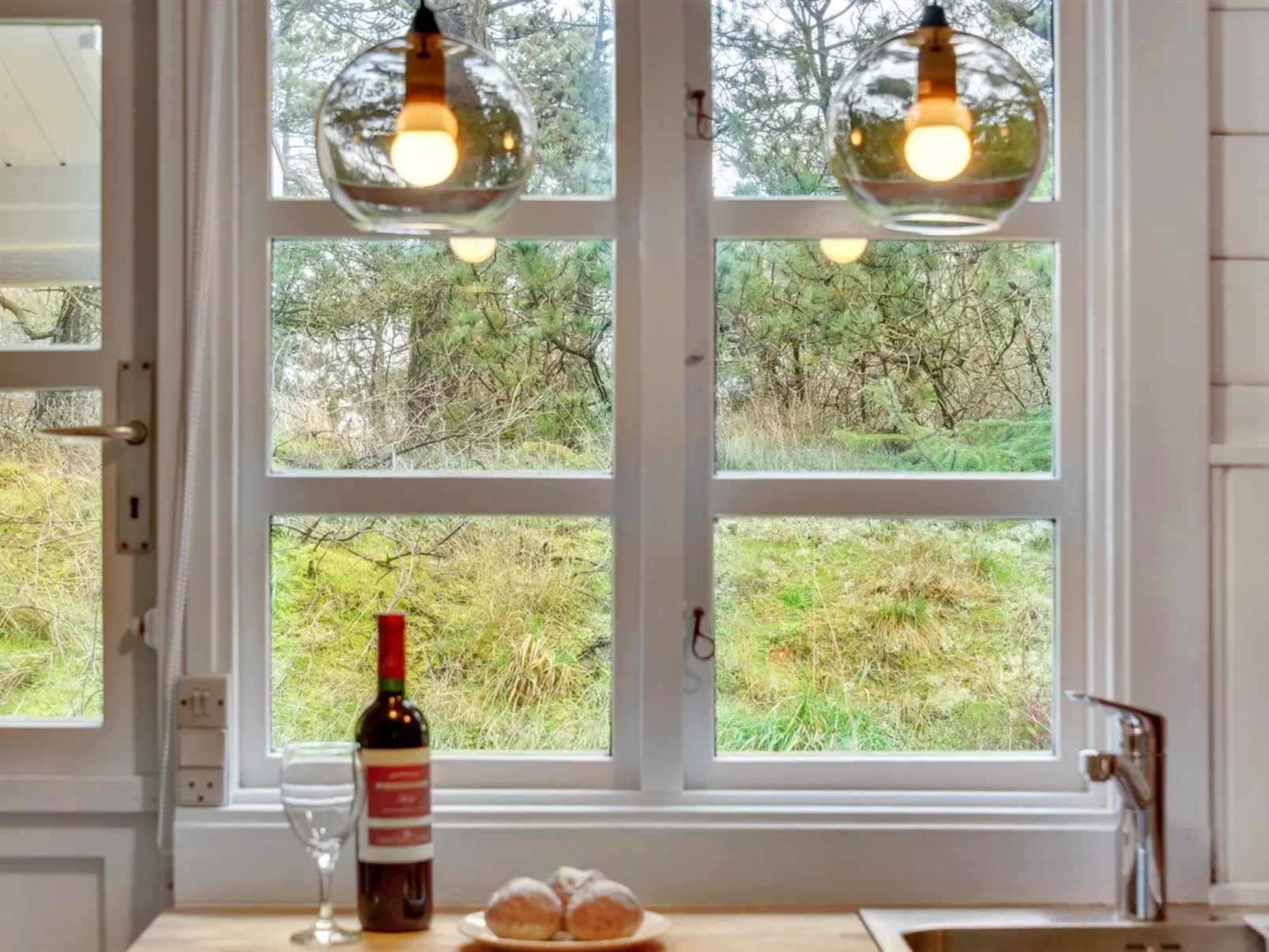 "Semund" - 2km from the sea-Inside