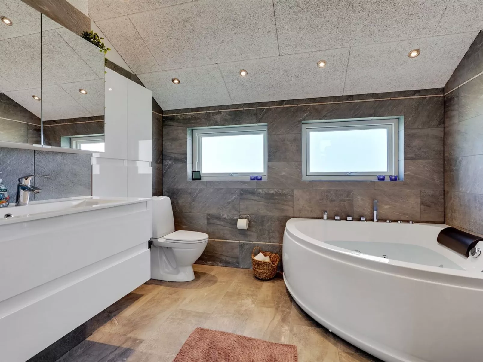 "Elsebet" - 600m from the sea-Inside