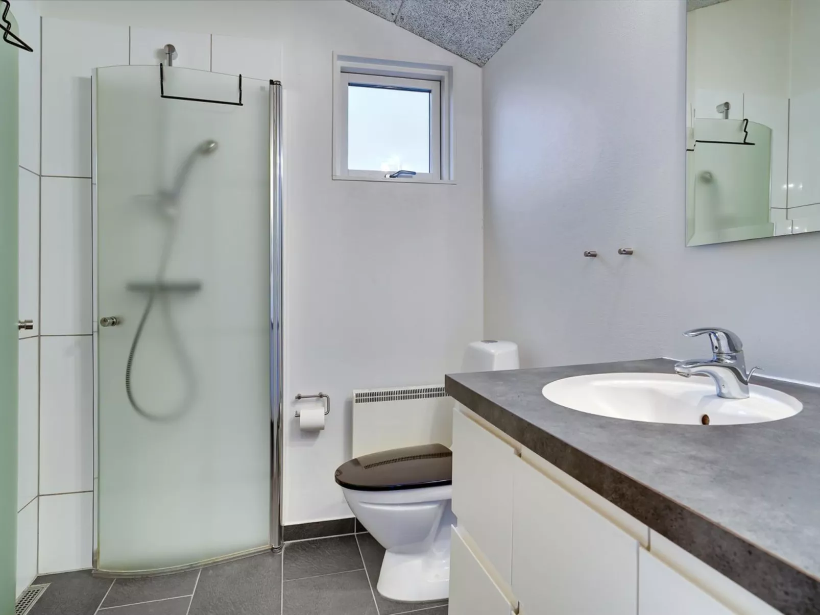 "Skade" - 75m from the sea-Dedans