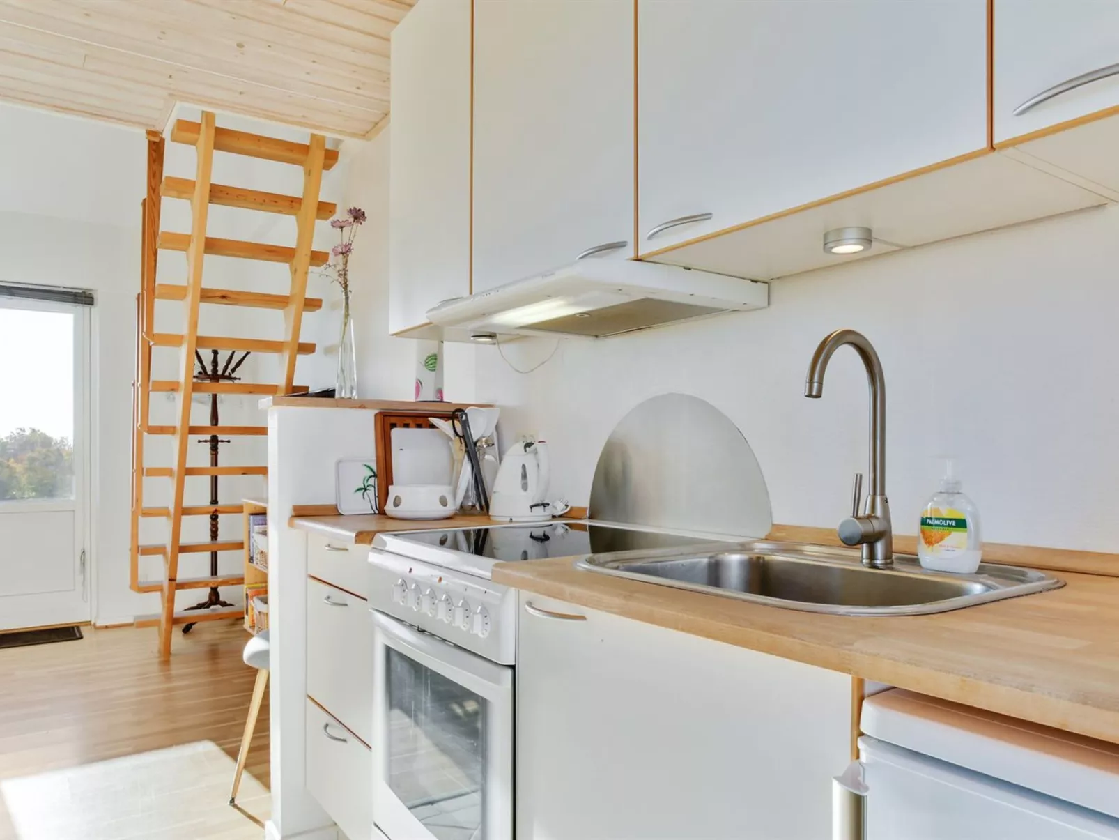 "Askrik" - 400m from the sea-Dedans