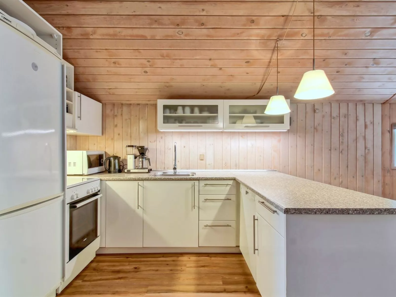 "Elsemaria" - 1.3km from the sea-Inside