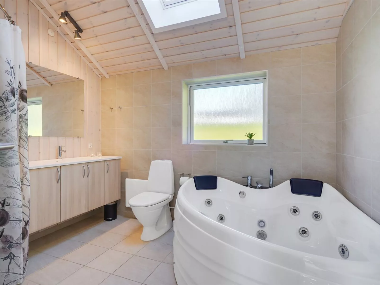 "Hellena" - 90m from the sea-Inside